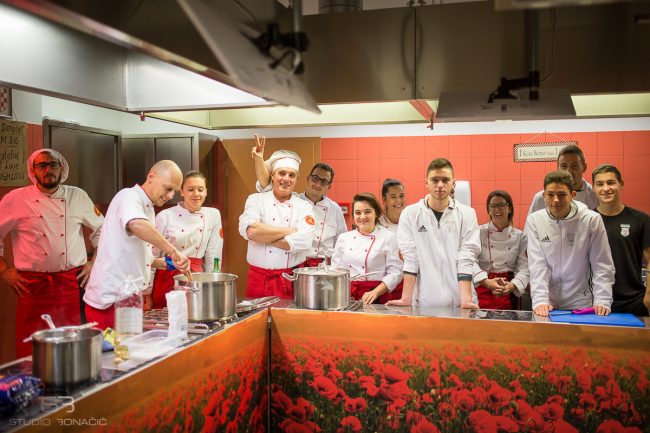 Aspira-i-FC-Split-Tommy