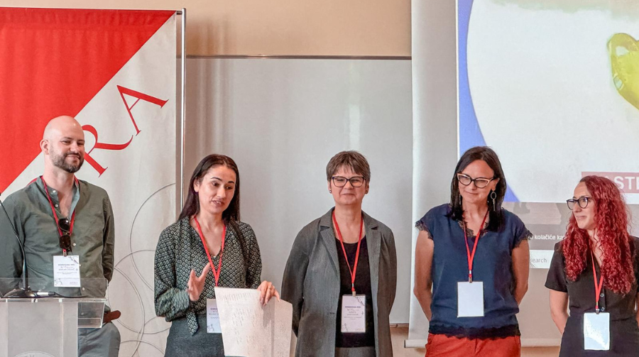 Web cover template 900×503 px (9)